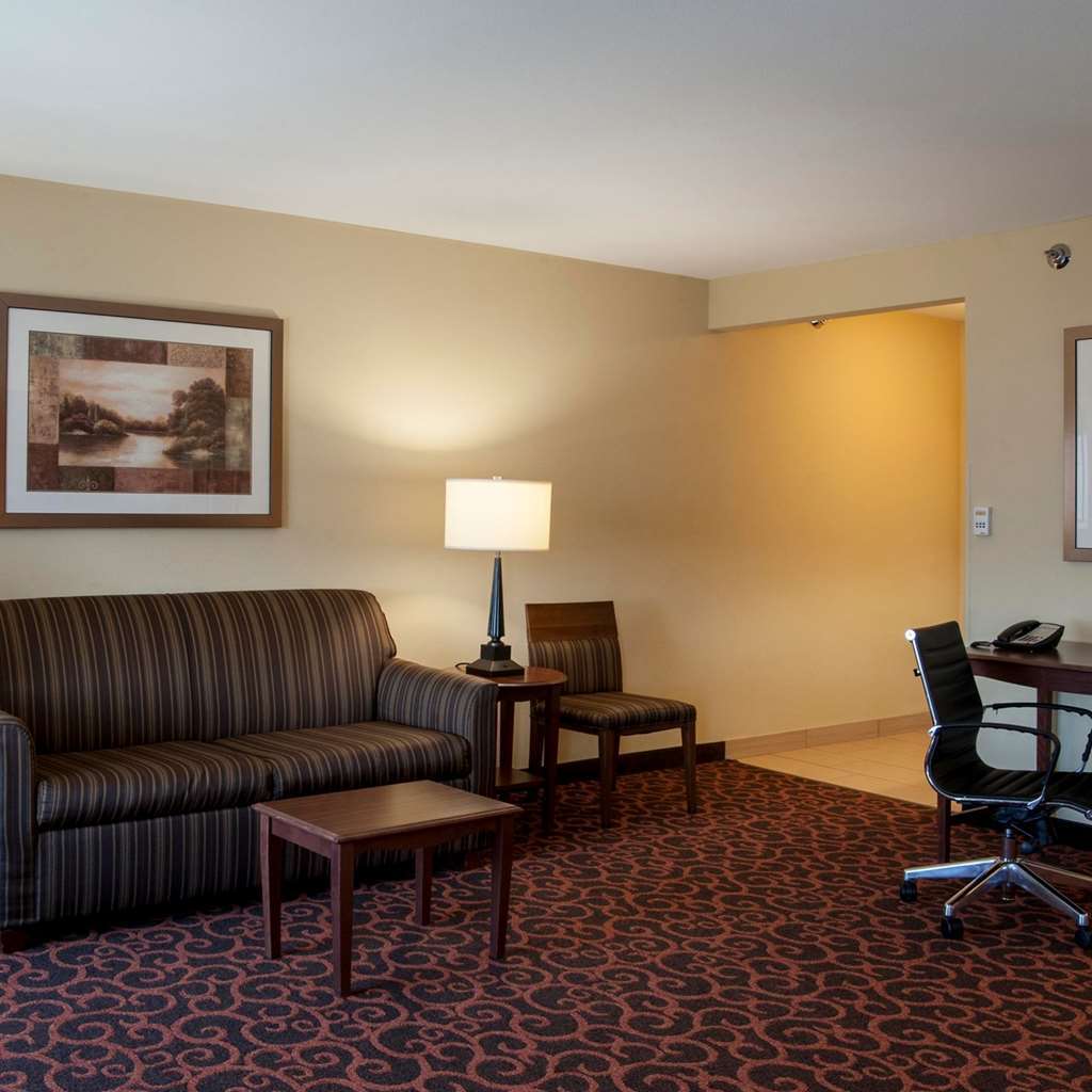 Hampton Inn & Suites Watertown Room photo